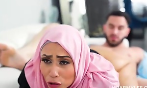 Gorged Arab mom seduced stepson earn some yawning chasm keenness